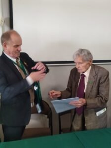 80 lat 8